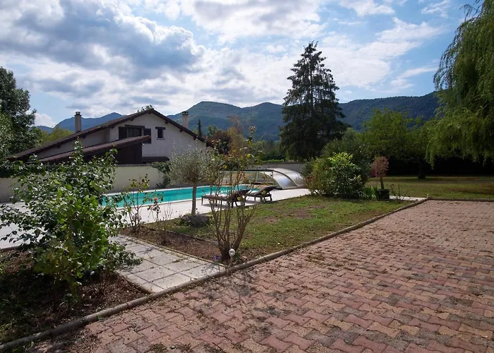 De Marchi Villa *